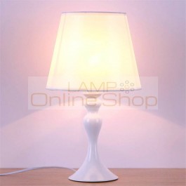Modern LED Table Lamp Bedroom Living Room LED Bedside Table Light Art Bed Christmas Decoration Desk Lamp Bedroom Lamp Luminaire