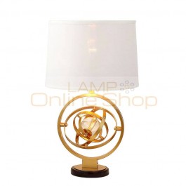 Post Modern simple personality creative crystal table lamp foyer bedroom north stylist model room gold Iron art LED reading lamp