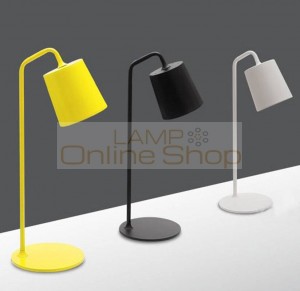 Modern minimalist metal table lamp for living room bedroom study office,yellow white black wrought iron bedside reading lamp