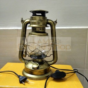Nostalgic kerosene lantern table lamp,antique copper color iron glass retro lantern table lamp Bar Cafe bedroom lights fixture